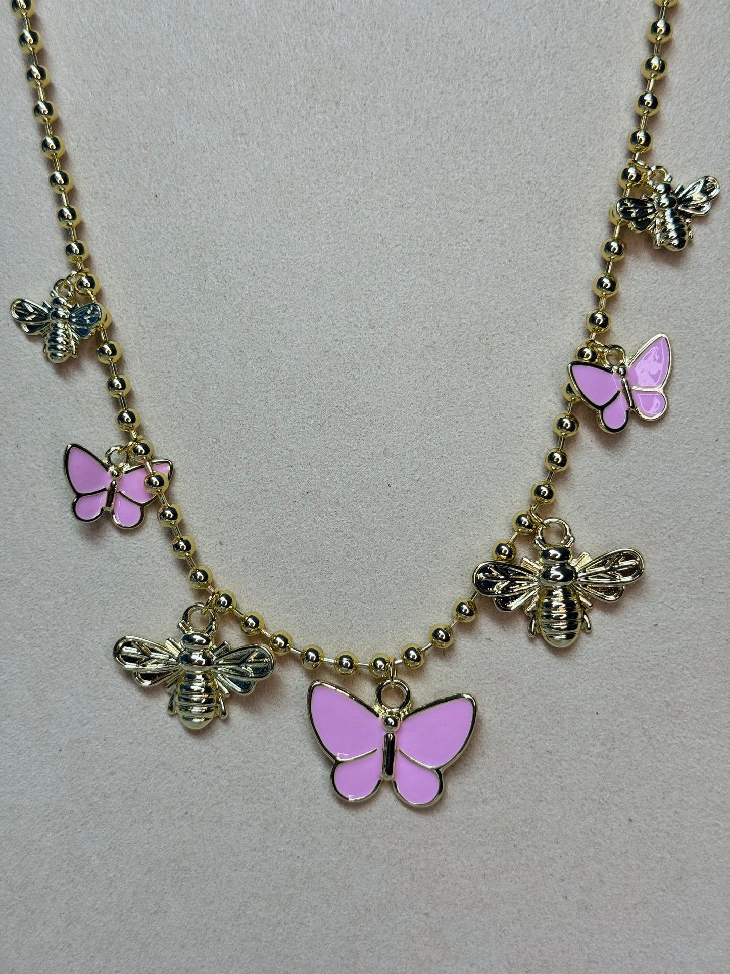 Collar mariposa rosa 💖