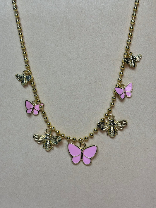 Collar mariposa rosa 💖